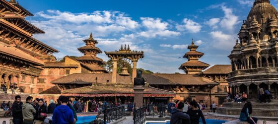 paket tour indonesia nepal